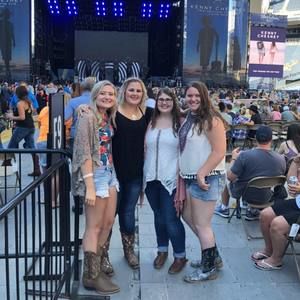 Meet your Posher, Mack